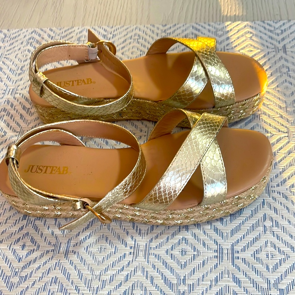 Beach sandals